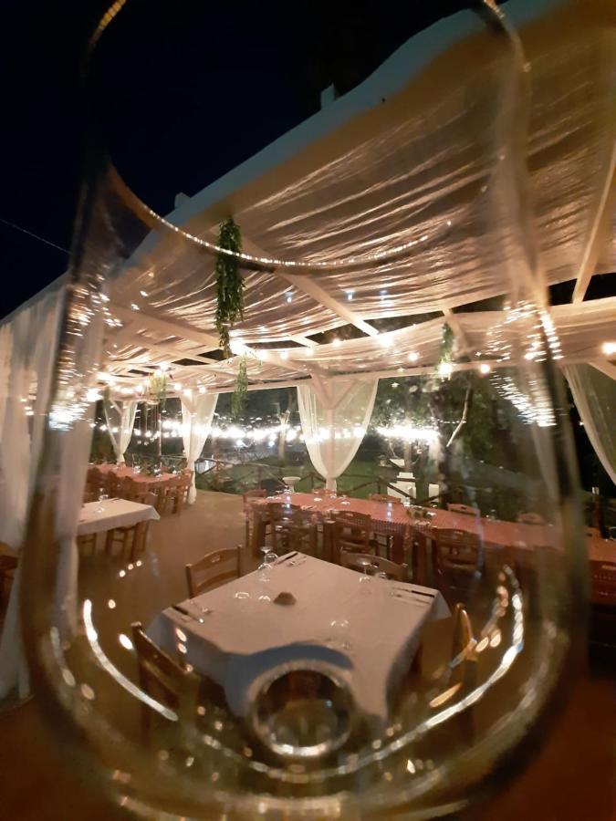 Donna Rosita Hotel San Felice a Cancello Bagian luar foto