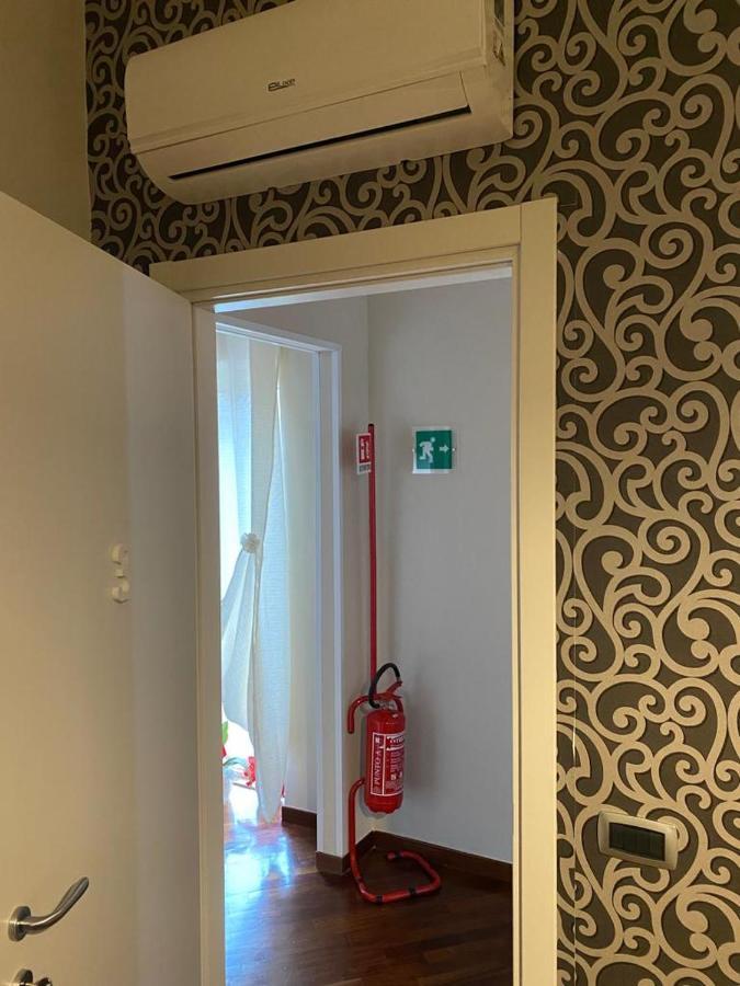 Donna Rosita Hotel San Felice a Cancello Bagian luar foto